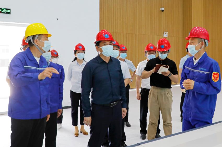Municipal Party Secretary, Luo Lianfeng, visited BlueSky for Investigation
