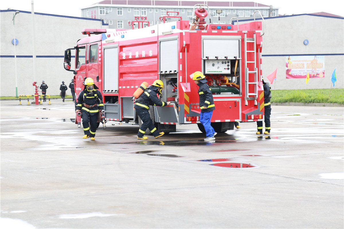 Collaborative Fight to Build a Strong Defense Line --A Comprehensive Rescue Drill for Safety and Environmental Protection Emergencies caught out by BLUESKY Join